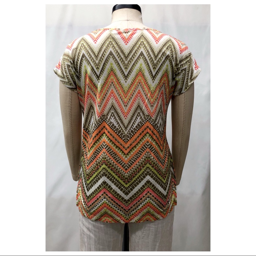 Chico’s Zig ZagChevron Pattern Short Sleeve Blouse - Picture 3 of 12